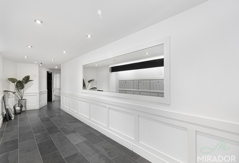 27 W 16th Street 3J