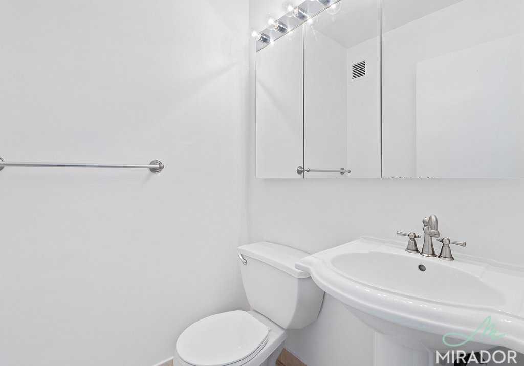 330 E 39th Street 37D
