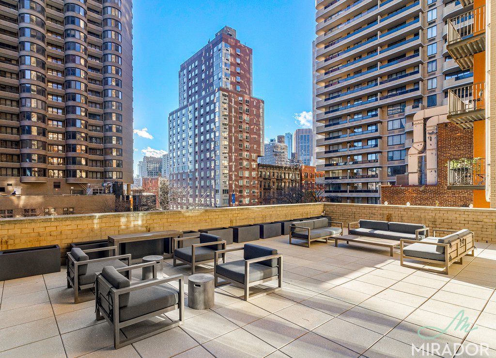 330 E 39th Street 37D