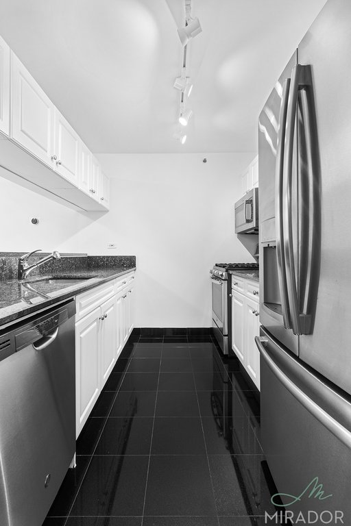 60 W 23rd Street 815