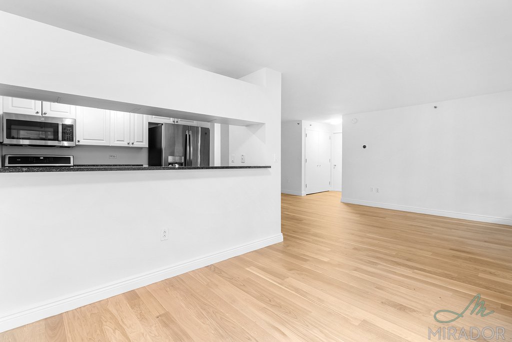 60 W 23rd Street 815