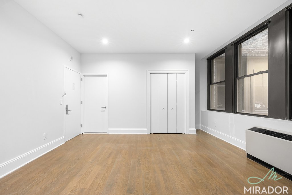 15 Park Row 9K