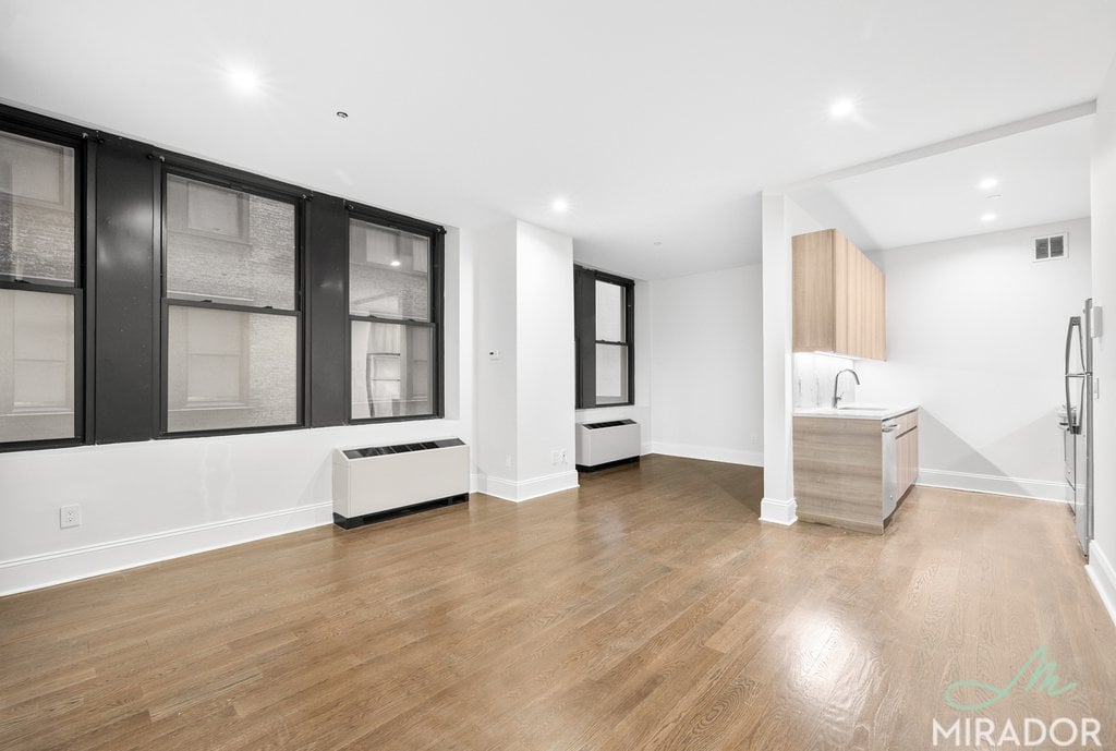 15 Park Row 9K