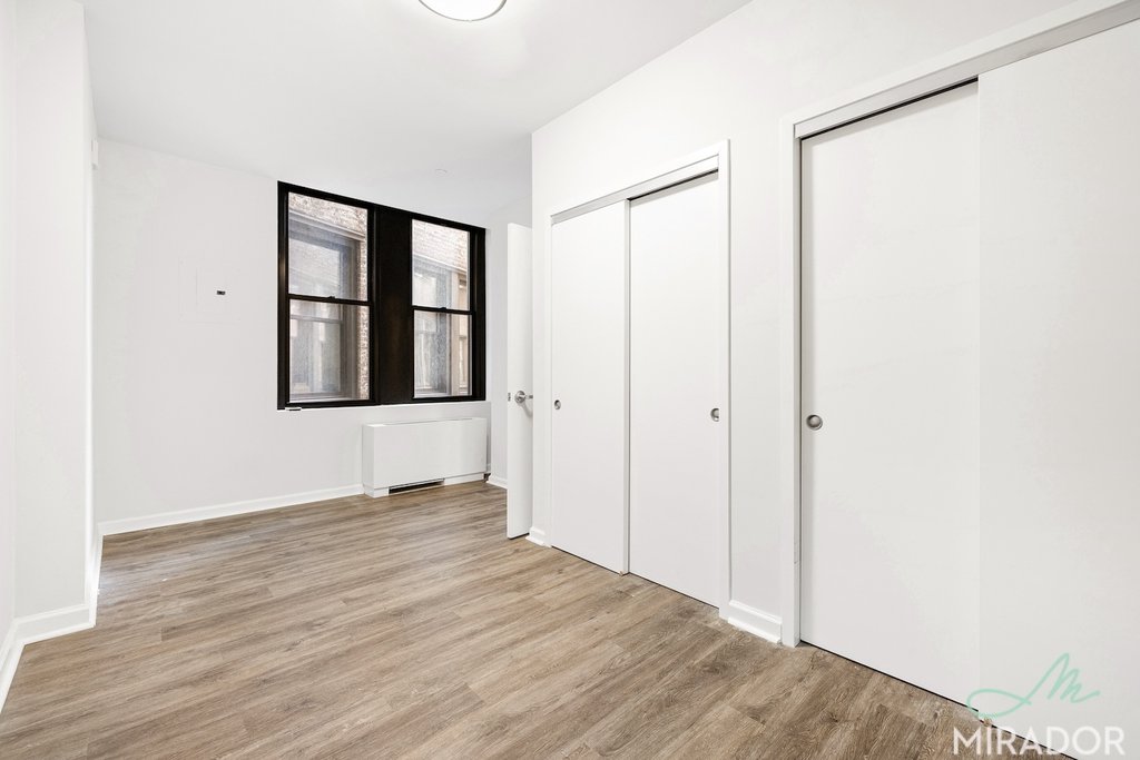 15 Park Row 10D