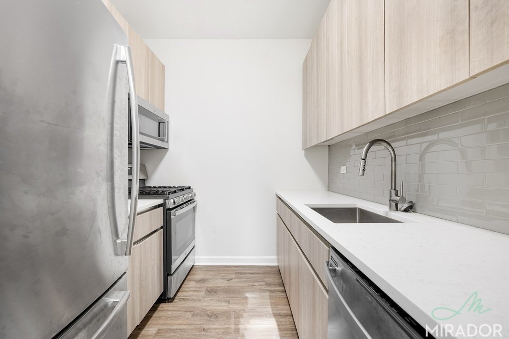 15 Park Row 10D