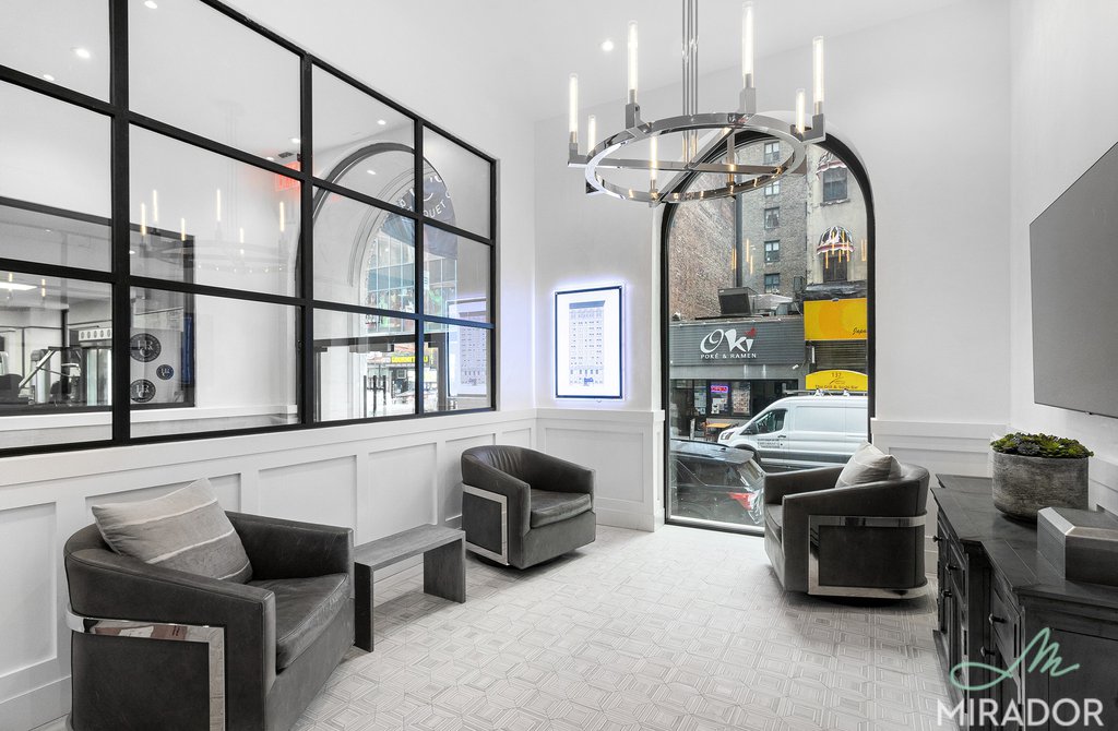 132 E 45th Street 5I