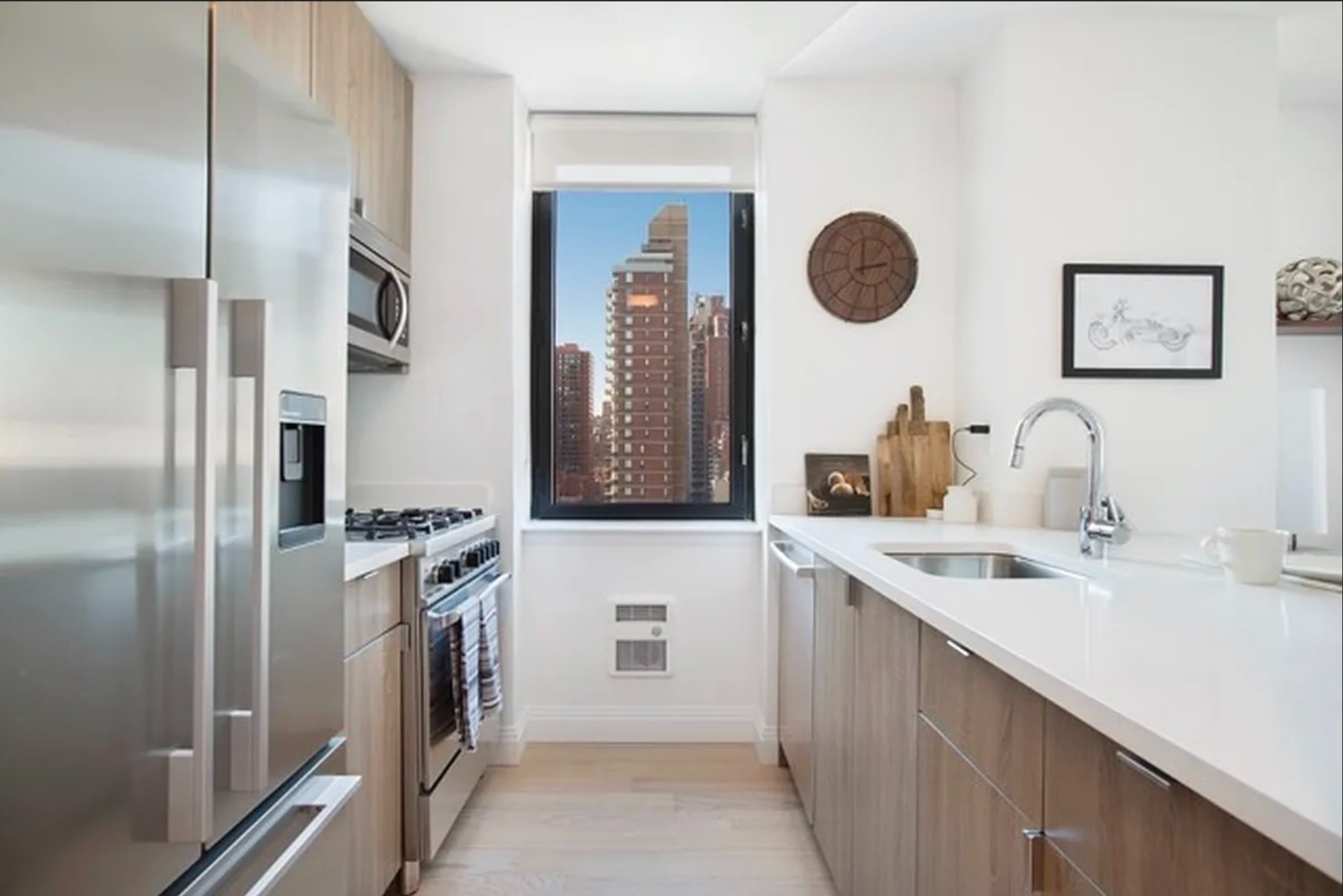 345 E 94th Street 20F