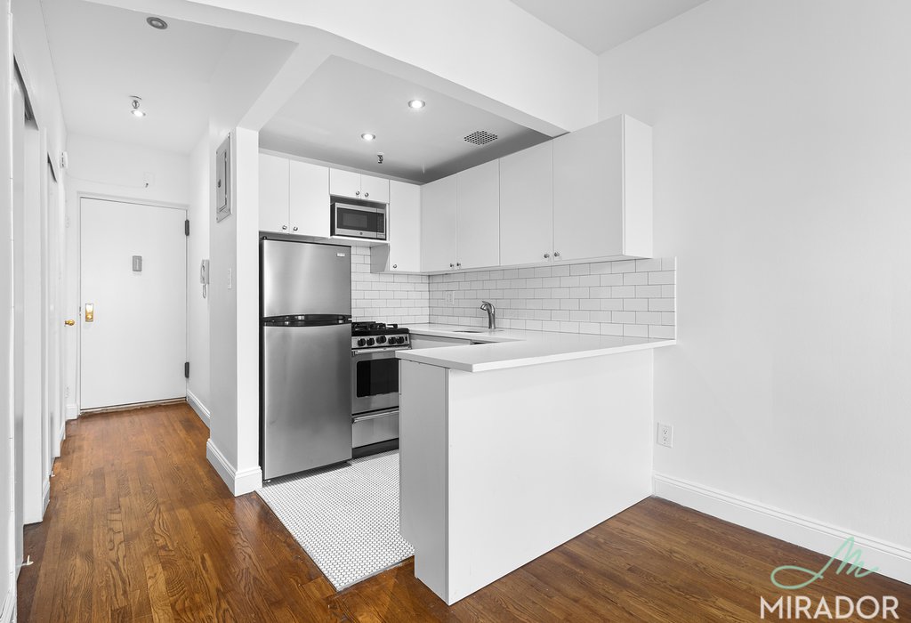 1435 York Avenue 5C