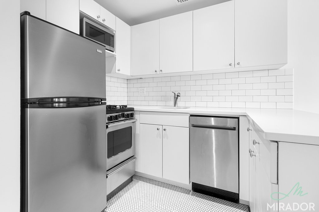 1435 York Avenue 5C