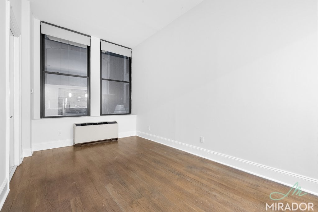 15 Park Row 6H