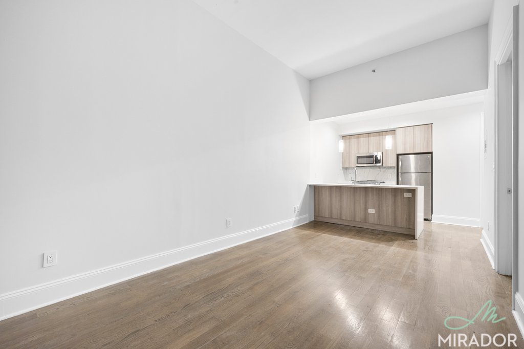 15 Park Row 6H