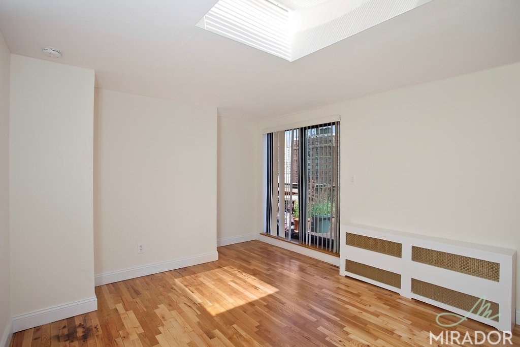 304 E 20th Street PHA