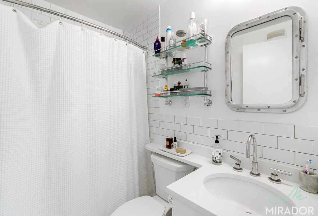 330 E 39th Street 31F