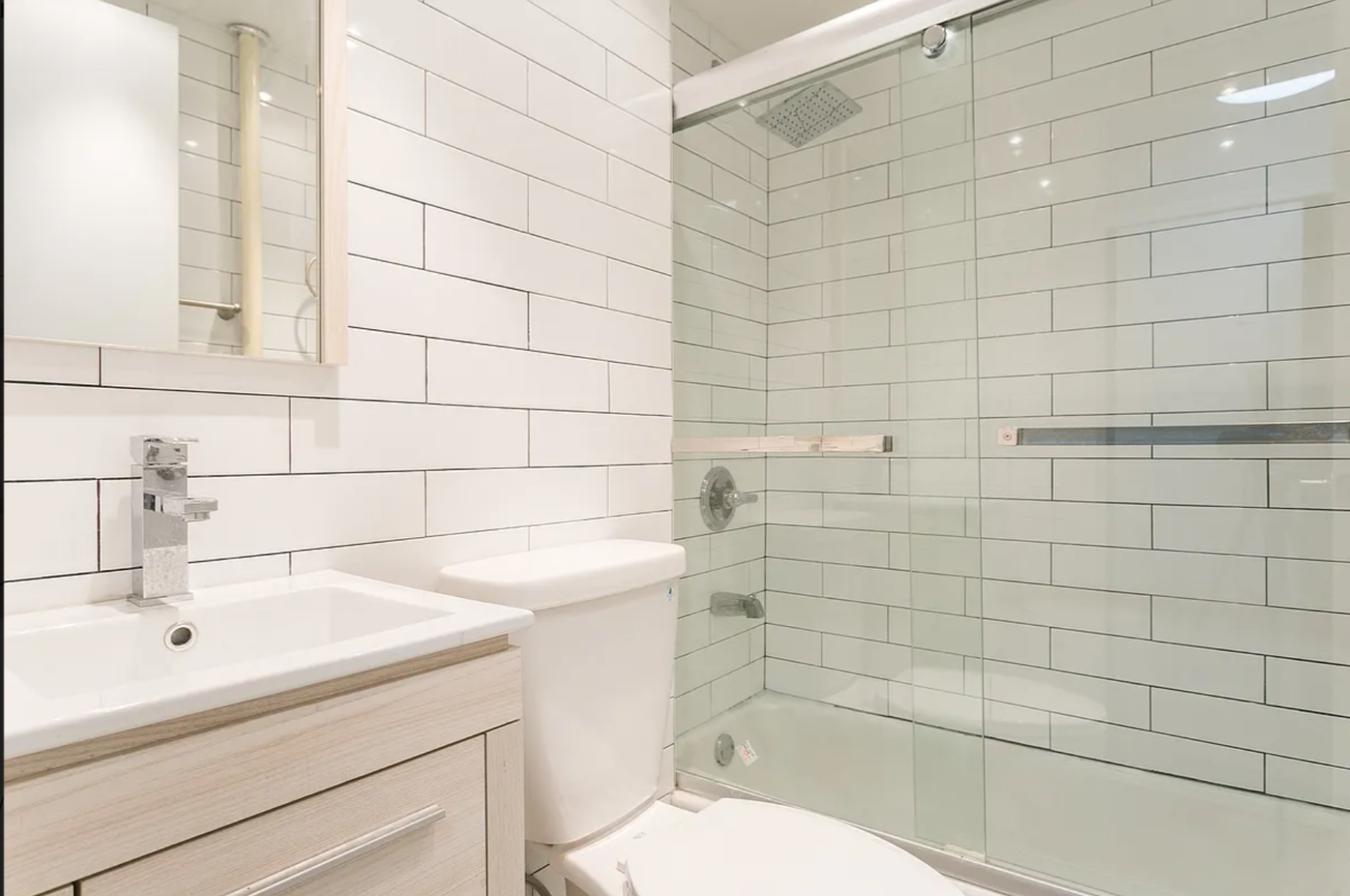 456 W 22nd Street 2c