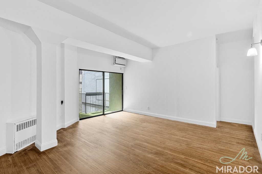 10 E 13th Street 3G