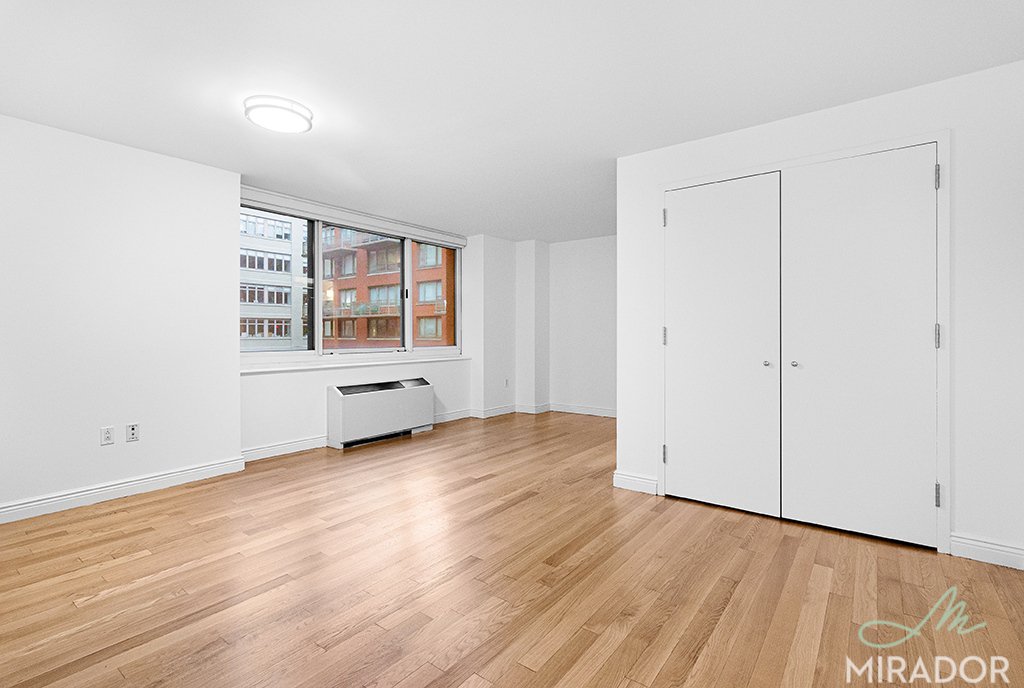 60 W 23rd Street 927