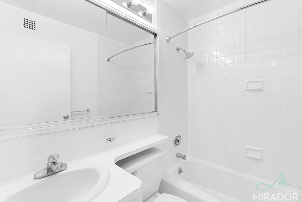 330 E 39th Street 7K