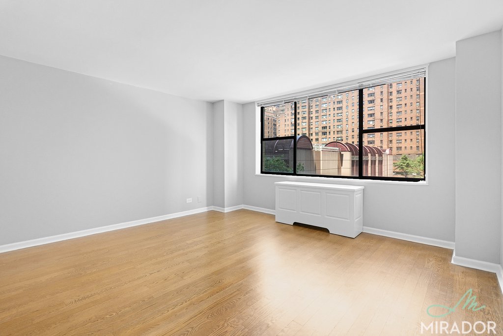 330 E 39th Street 7K