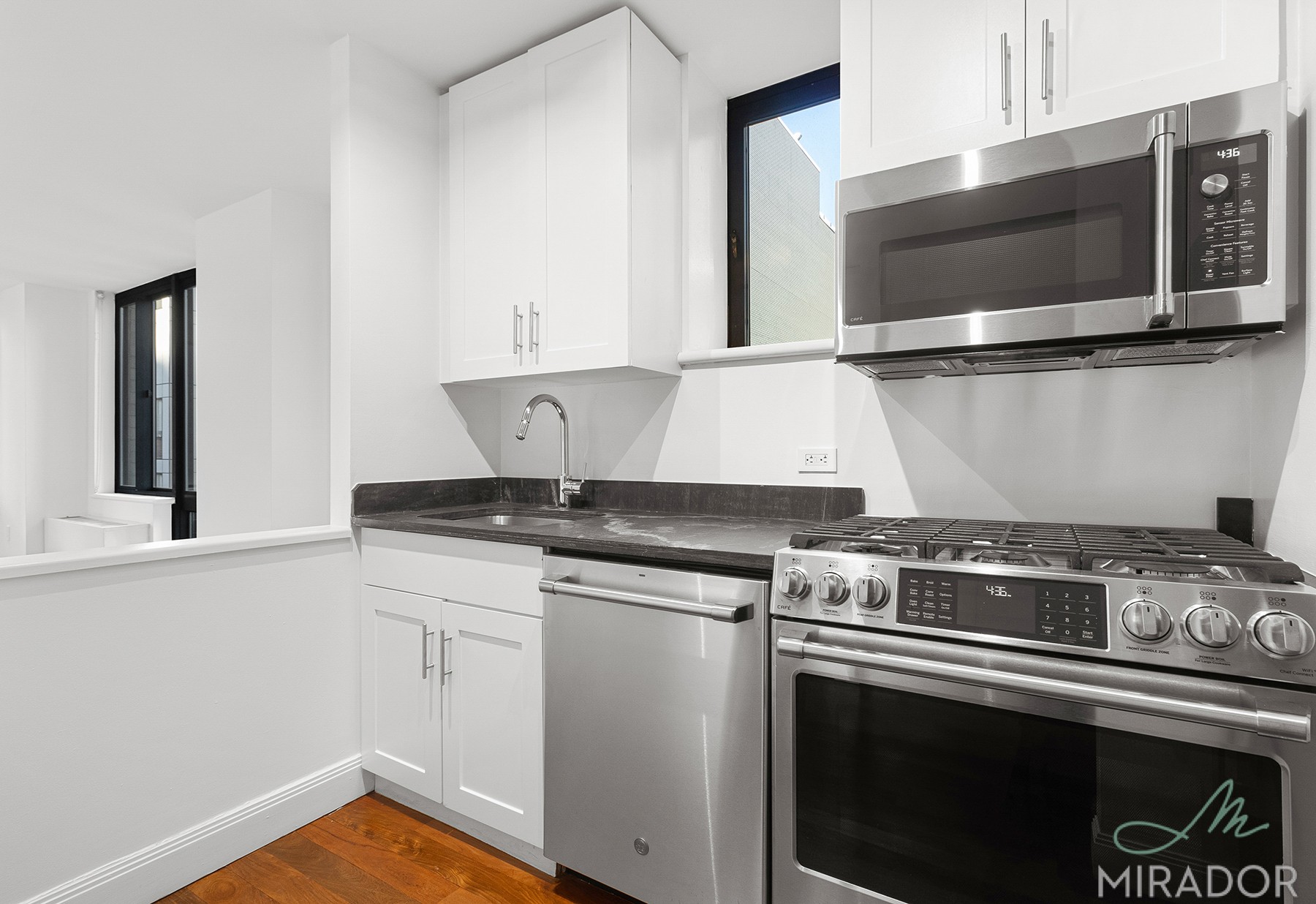 290 3rd Avenue 27A