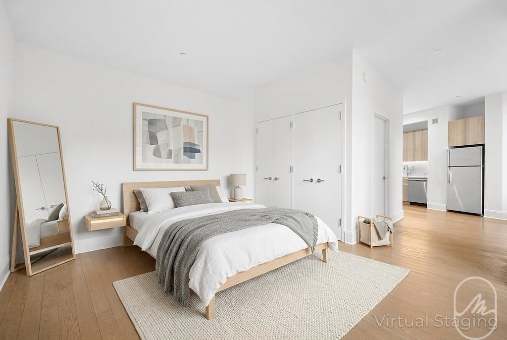 15 Park Row 18A