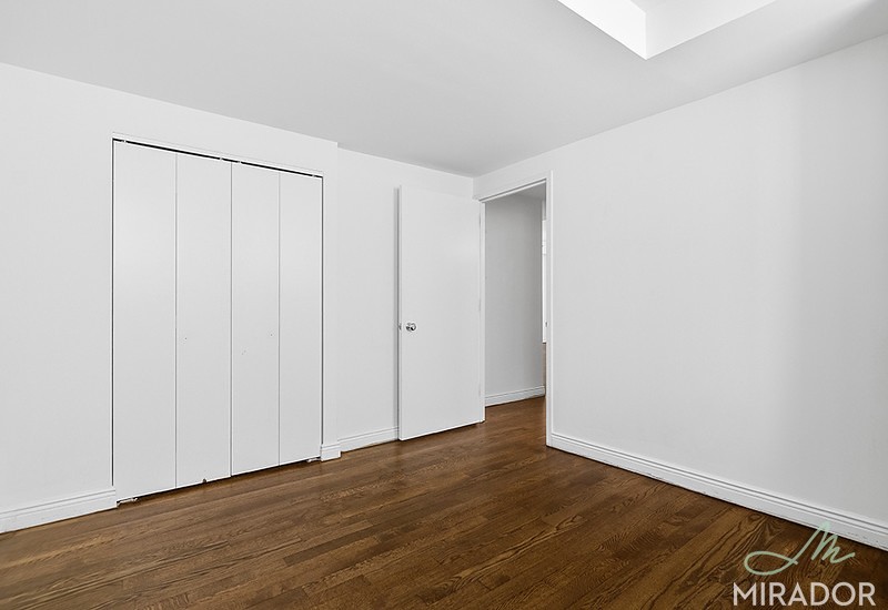 60 W 23rd Street 851