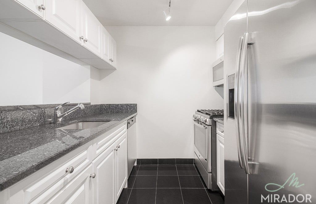 60 W 23rd Street 922