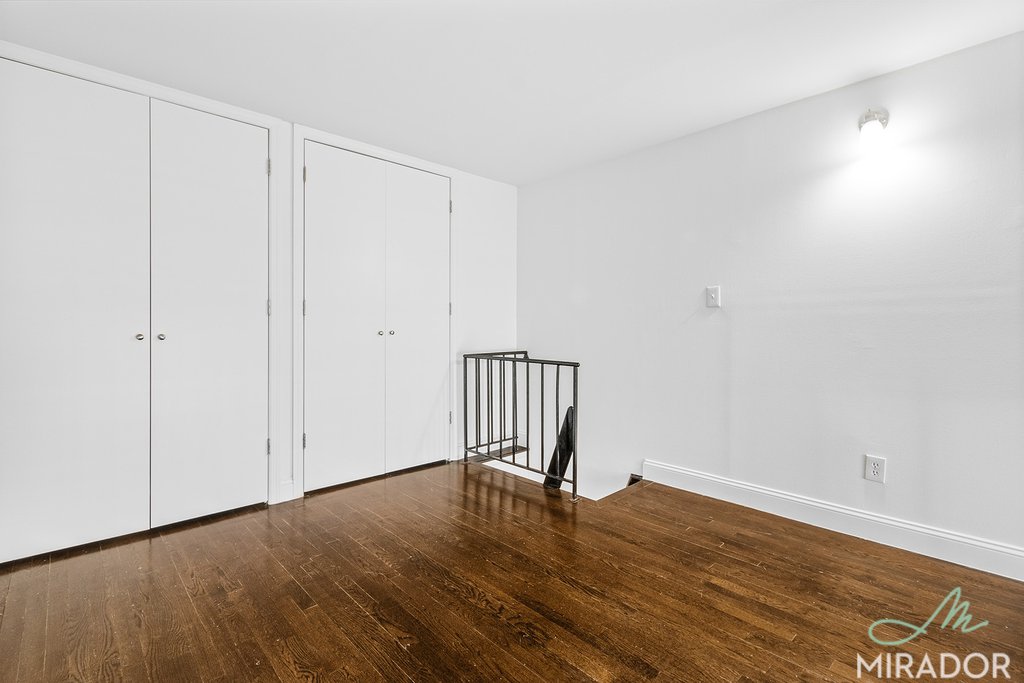 27 W 16th Street 5E