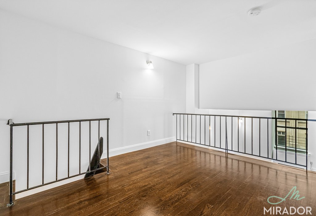 27 W 16th Street 5E