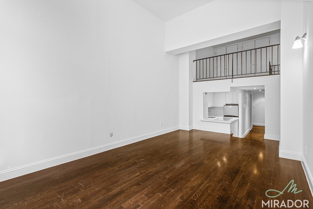 27 W 16th Street 5E