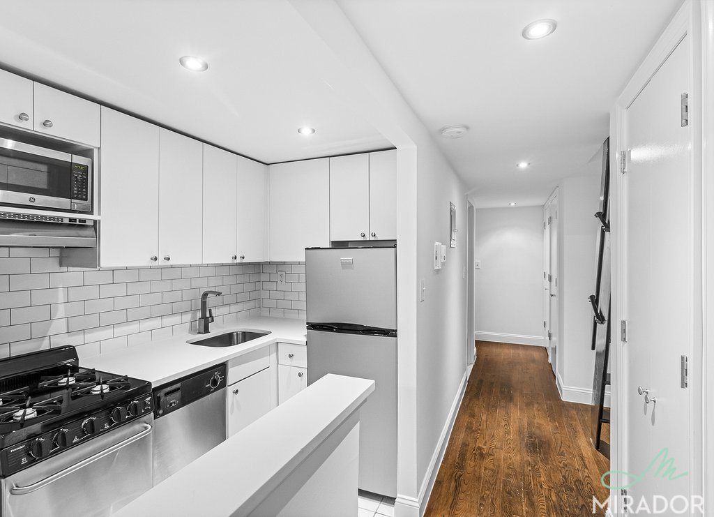 27 W 16th Street 5E