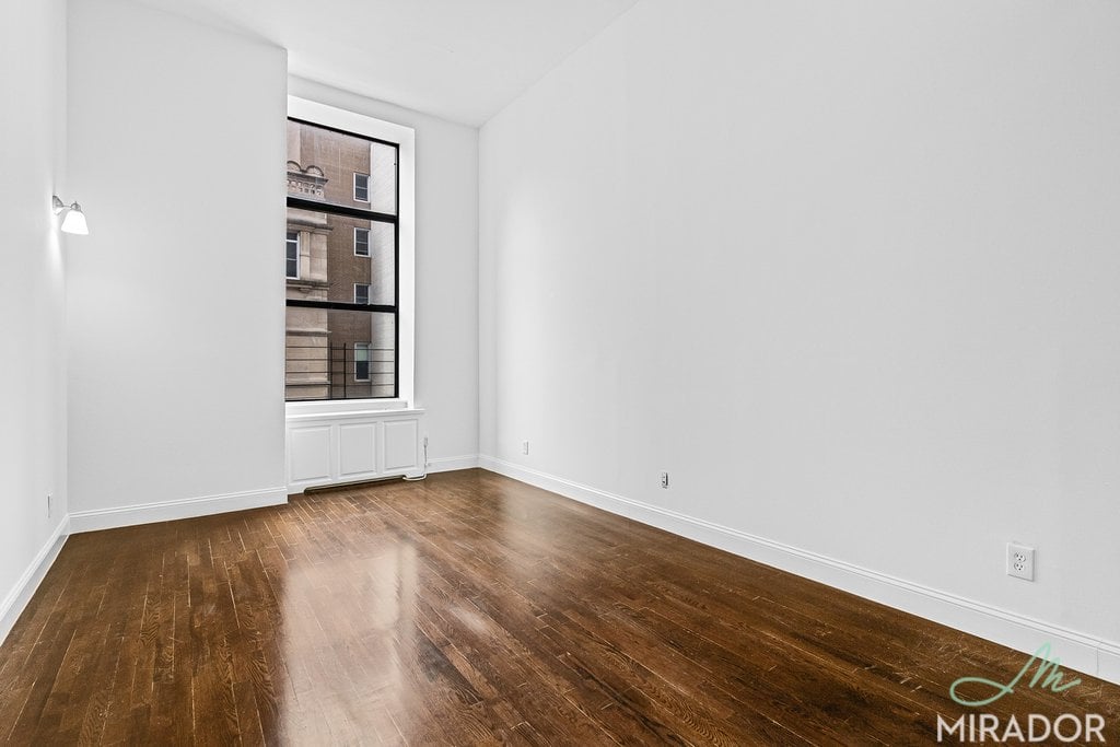 27 W 16th Street 5E