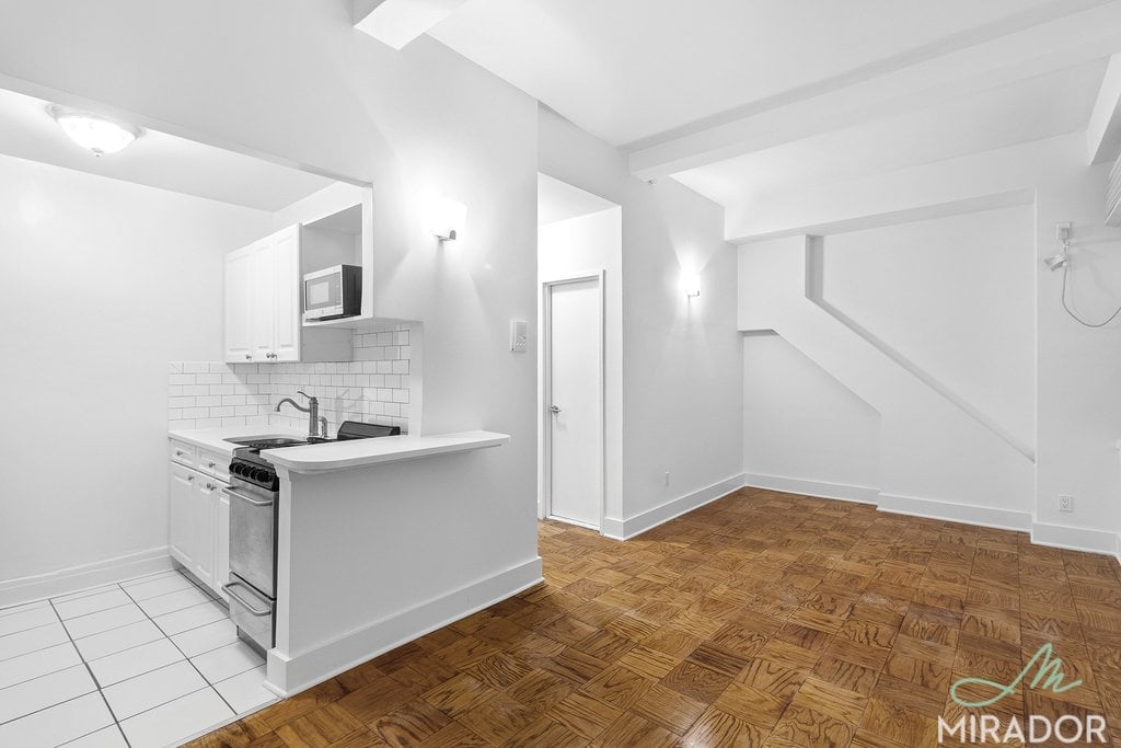 132 E 45th Street 3H