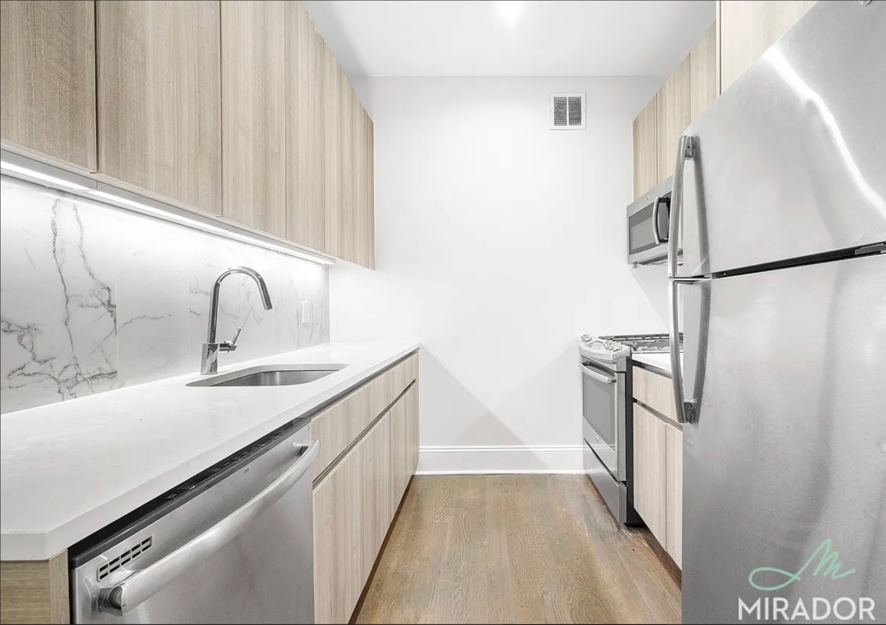 15 Park Row 18K