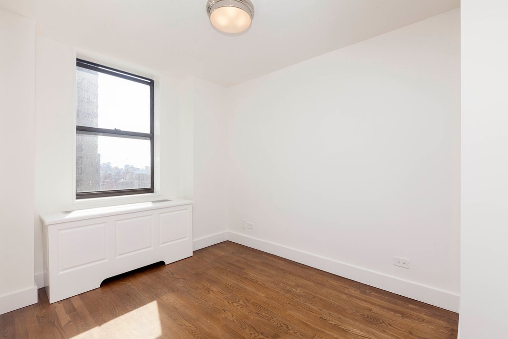330 E 39th Street 19C