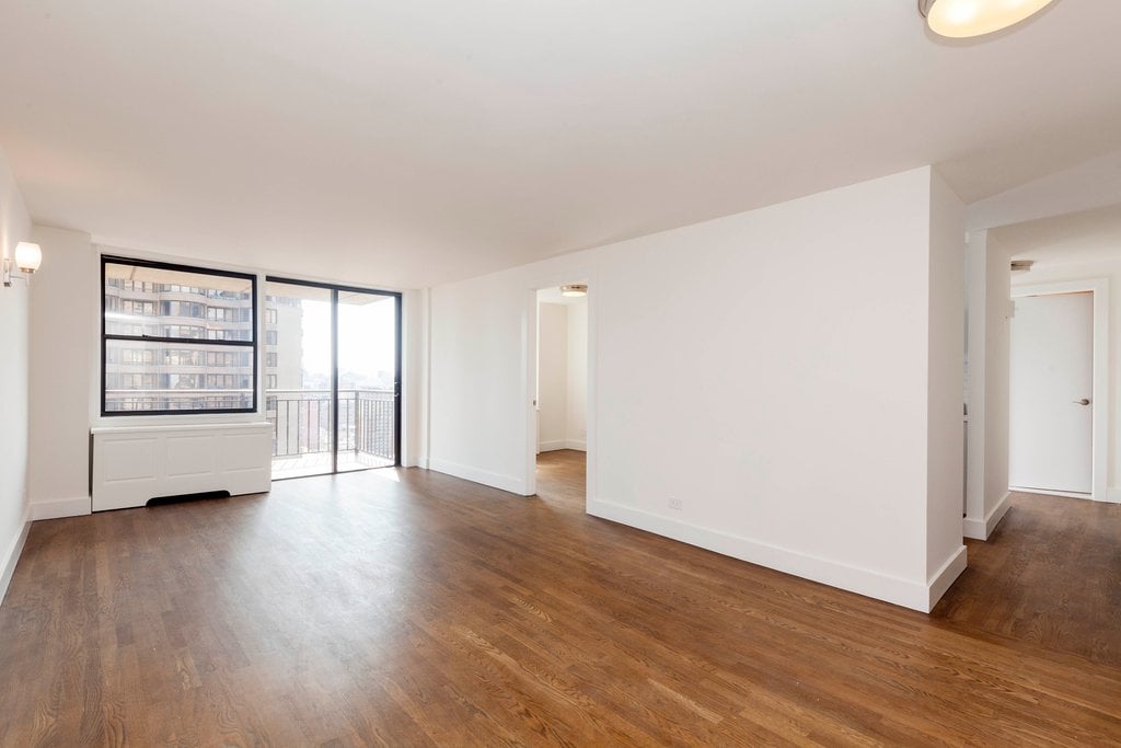 330 E 39th Street 19C