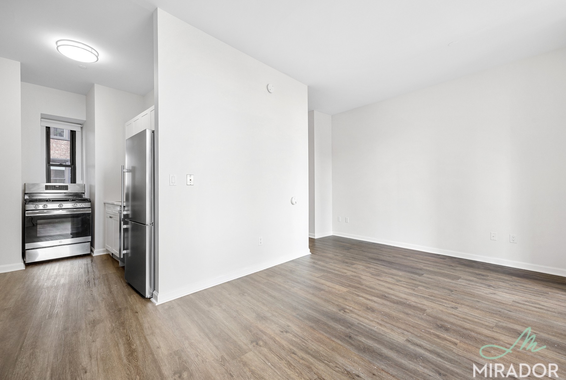 15 Park Row 19B