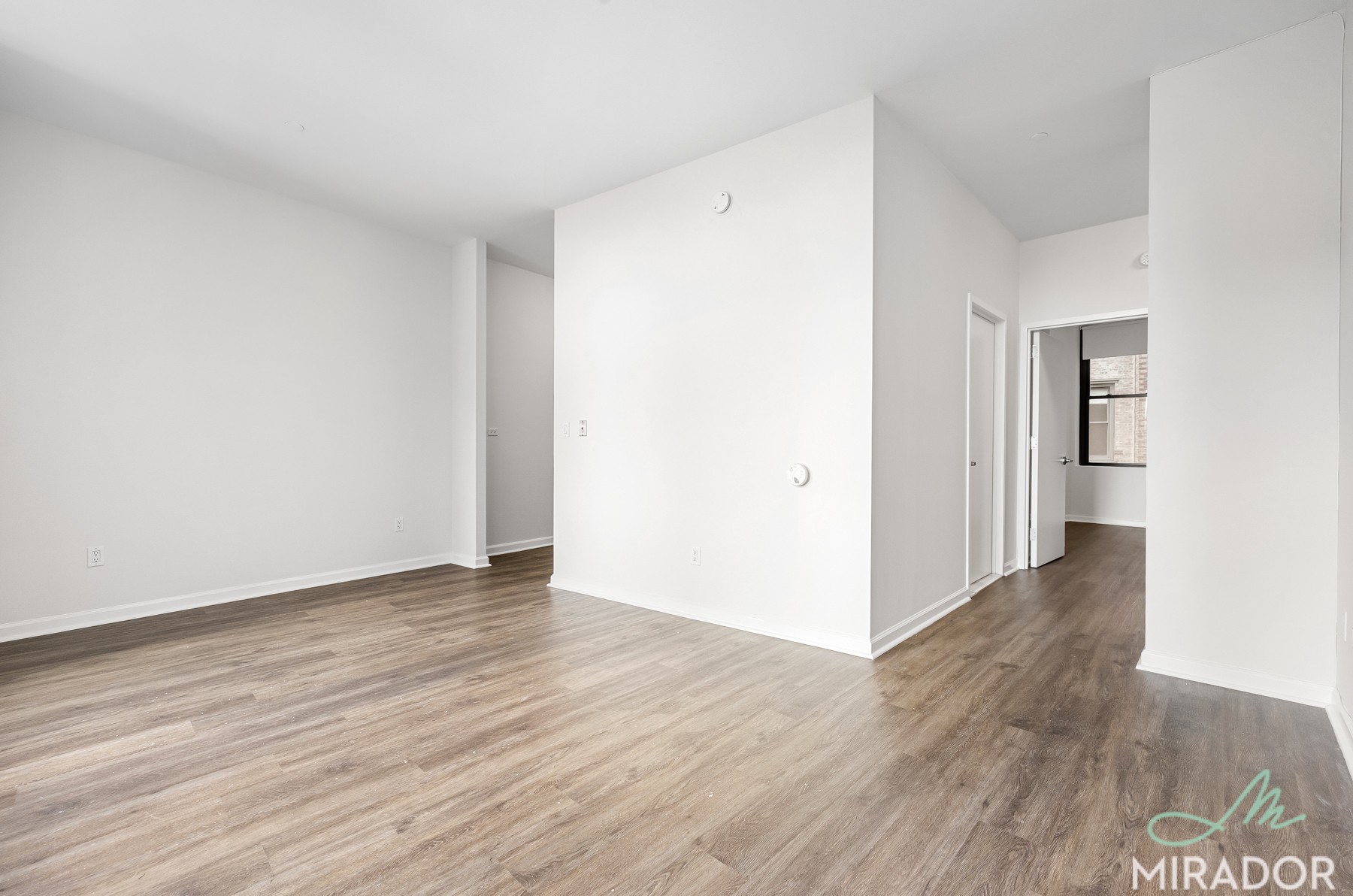 15 Park Row 19B