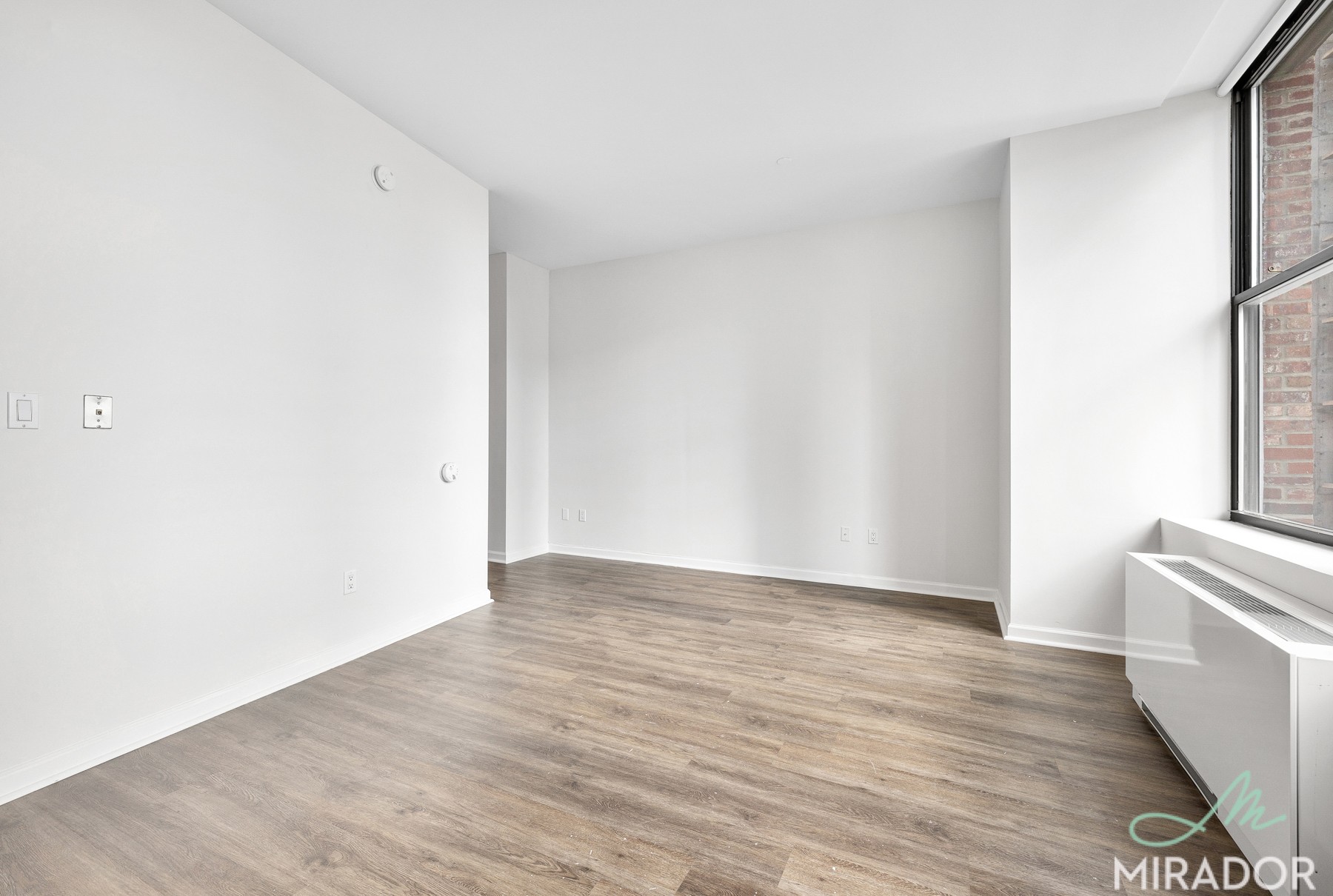 15 Park Row 19B