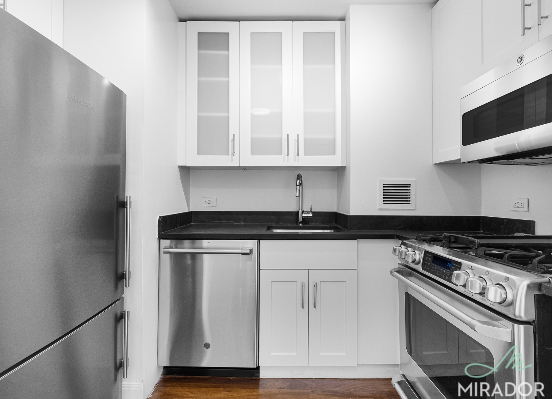 290 3rd Avenue 31D