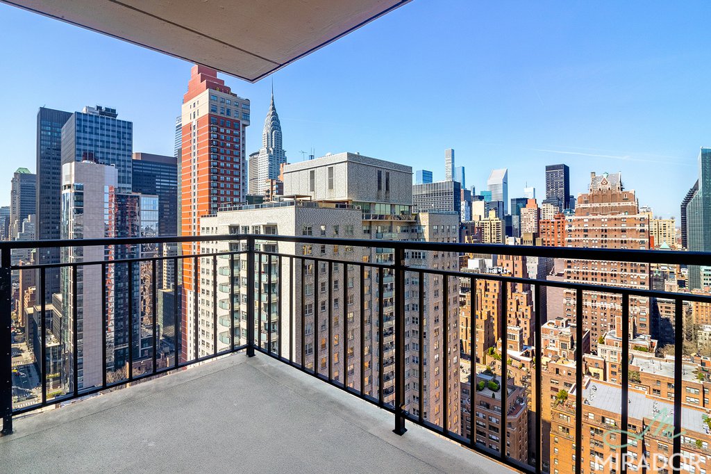 330 E 39th Street 16D