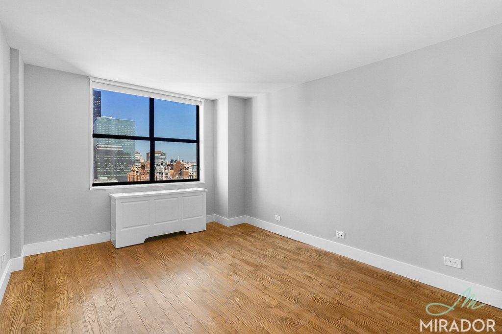 330 E 39th Street 16D