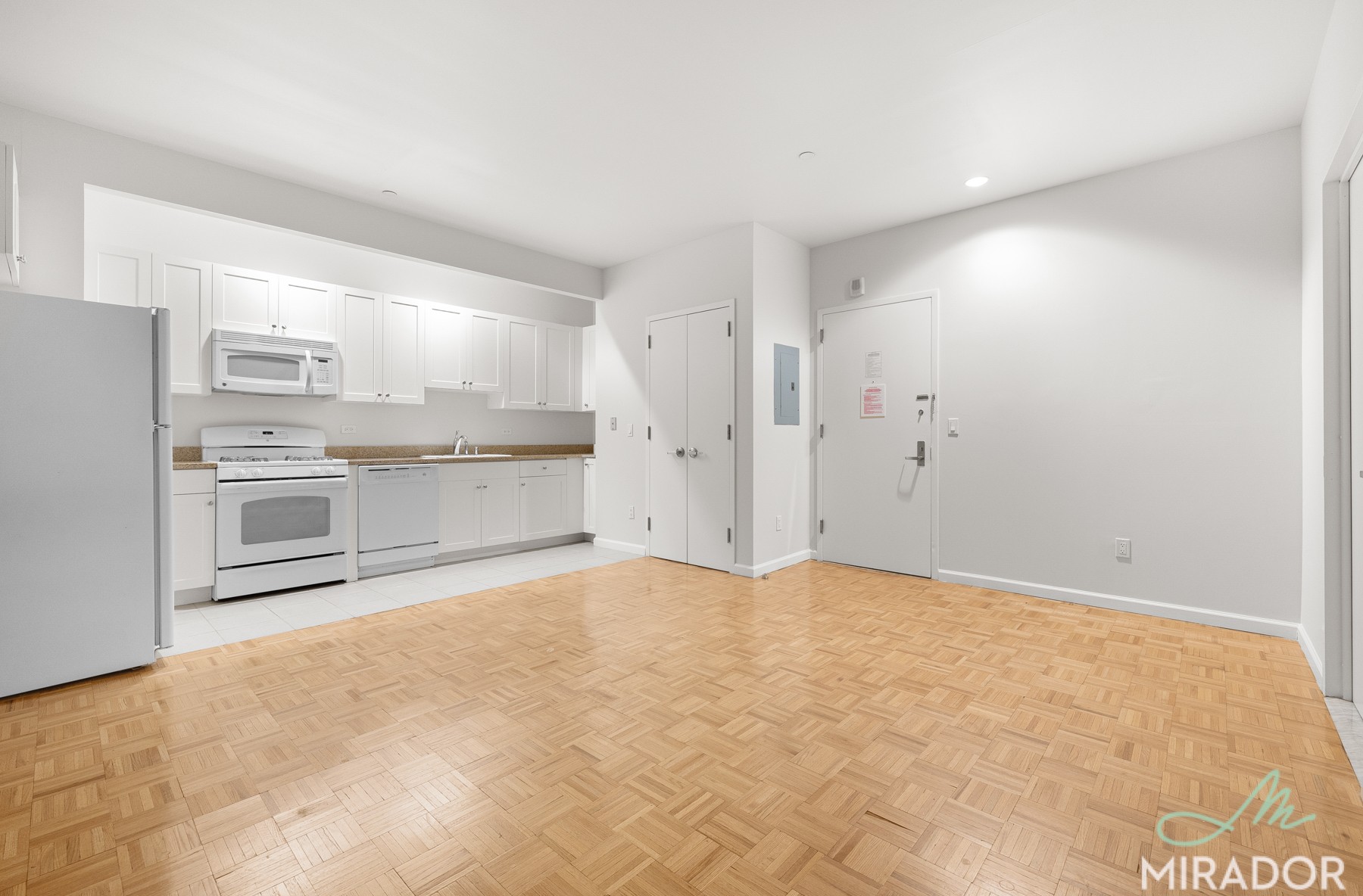 15 Park Row 12G
