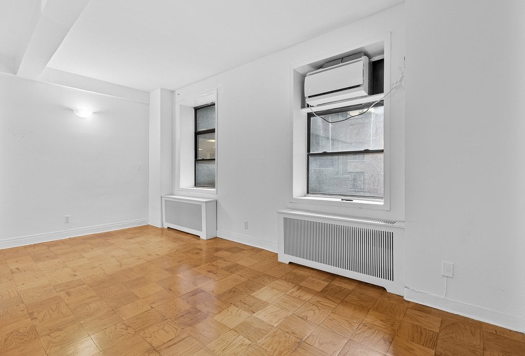 132 E 45th Street 5A