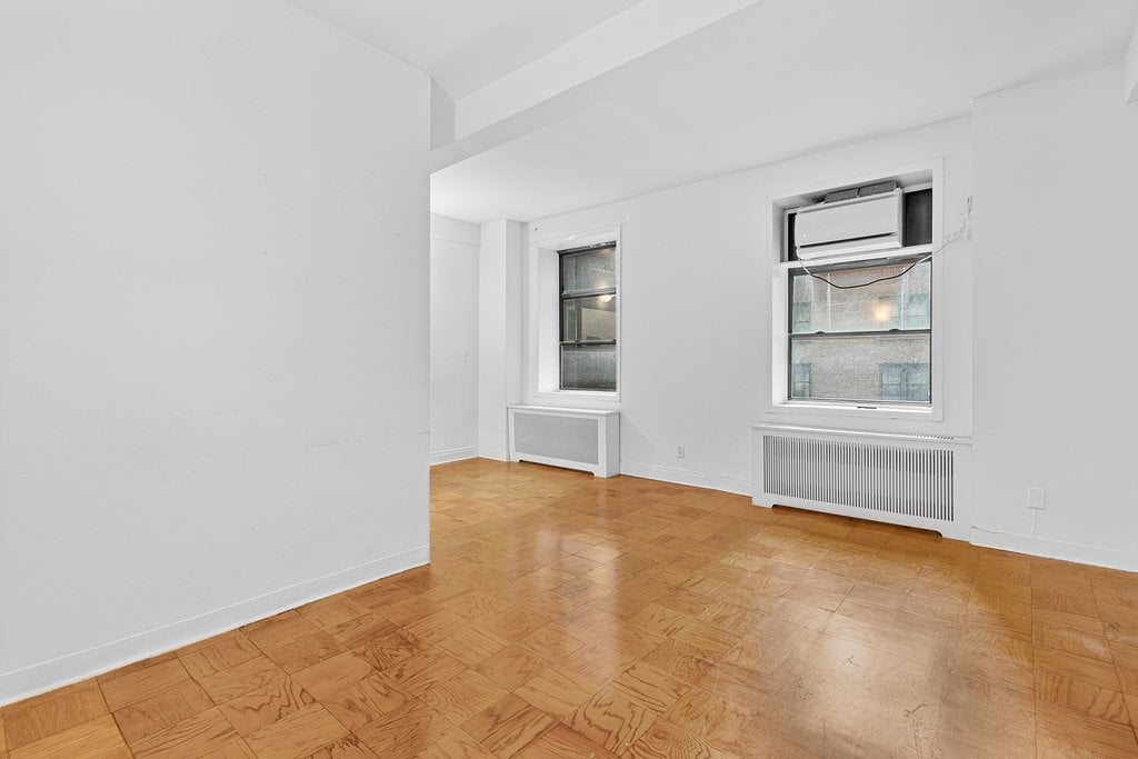 132 E 45th Street 5A