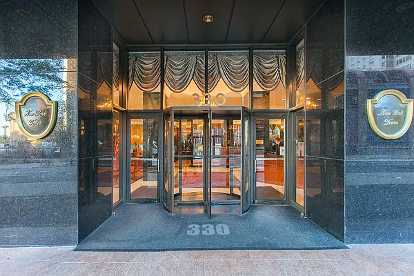 330 E 39th Street 23M