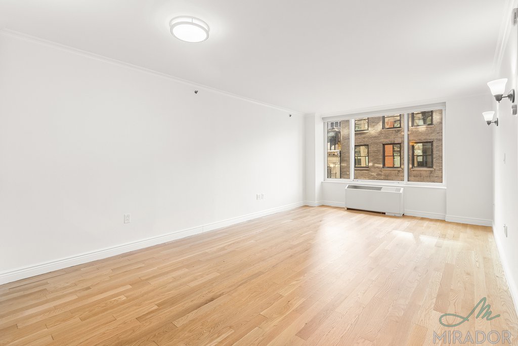 60 W 23rd Street 946