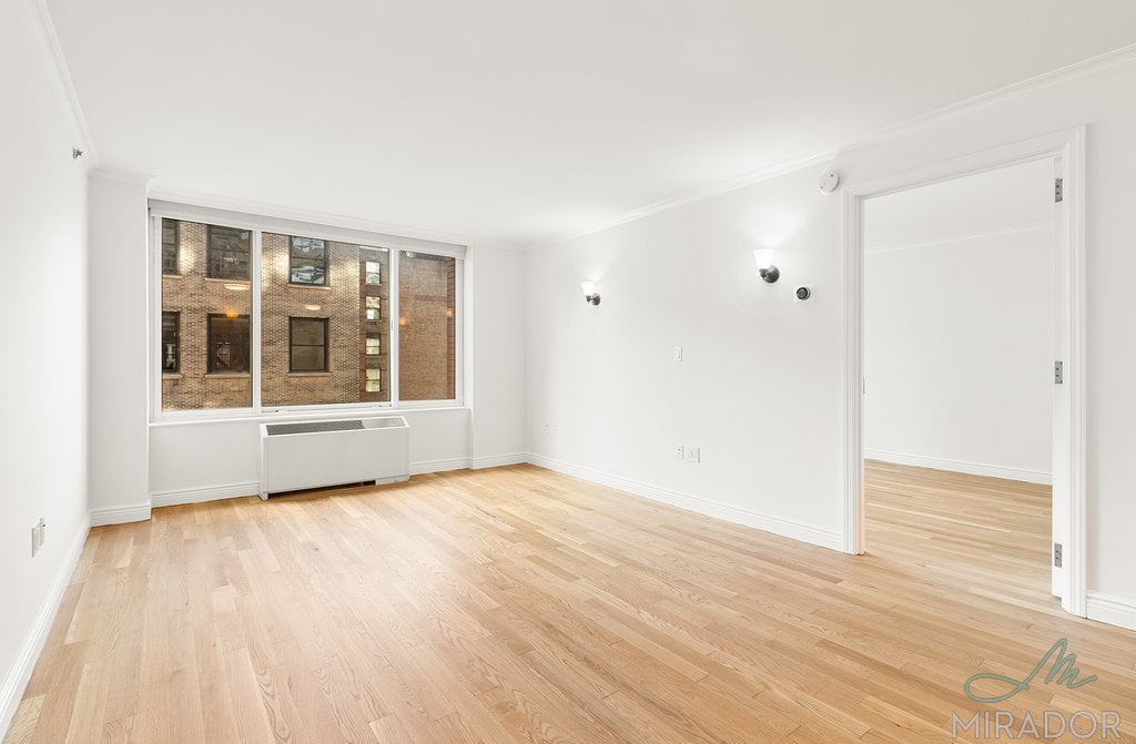 60 W 23rd Street 946