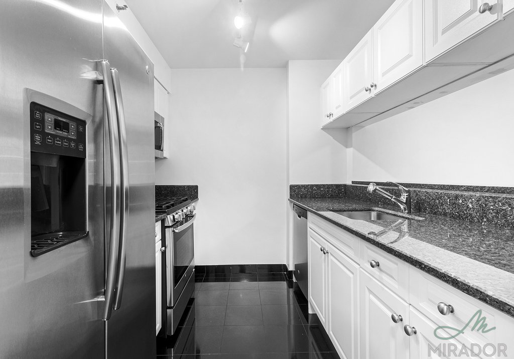 60 W 23rd Street 1018