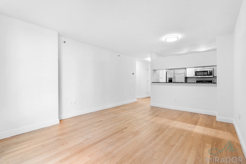 60 W 23rd Street 1018