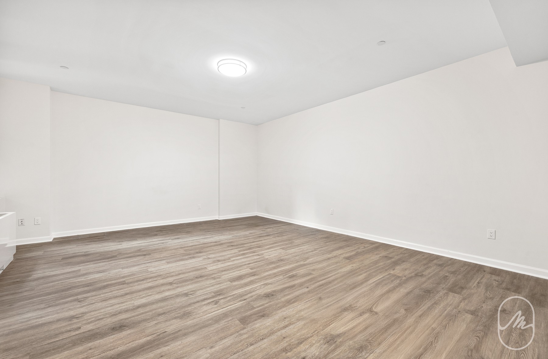 15 Park Row 9D